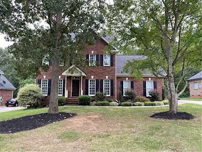 1200 Millwright Ln Matthews, NC 28104