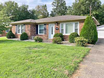 113 Mackie Ln Louisville, KY 40214