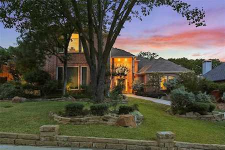 2706 Shady Hill Court Grapevine, TX 76051