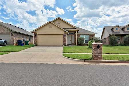 13304 SW 4th Terrace Yukon, OK 73099