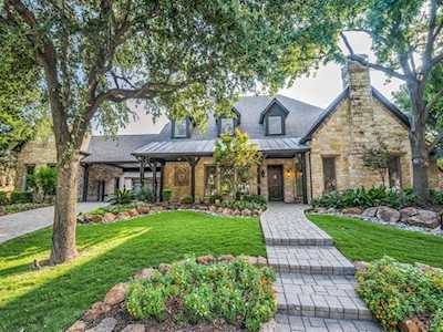 5852 Chamberlyne Drive Frisco, TX 75034