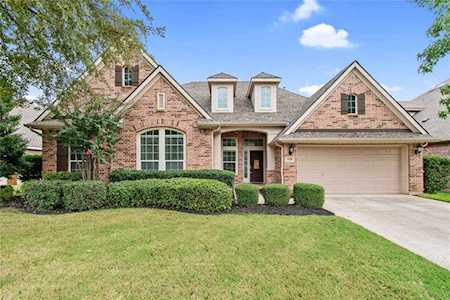 928 Water Oak Drive Grapevine, TX 76051