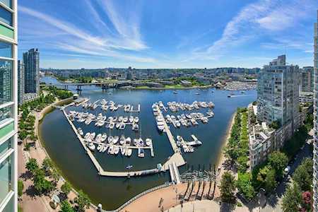 1199 Marinaside Crescent #2501 Vancouver, BC V6Z 2Y2