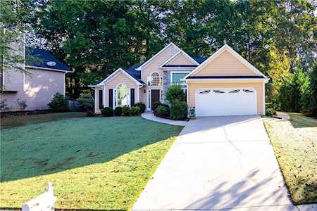 6272 Cheatham Lake Dr NW Acworth, GA 30101