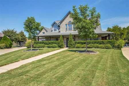 5849 River Meadows Place Fort Worth, TX 76112