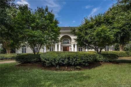 4300 Cameron Oaks Dr Charlotte, NC 28211