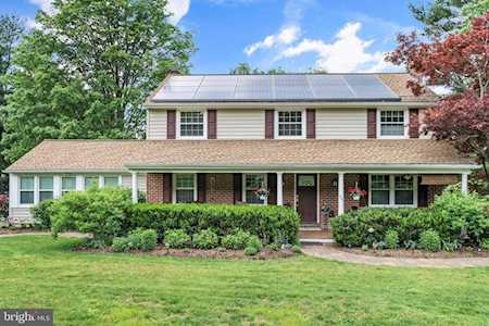 717 Hunt Club Ln Chester Springs, PA 19425