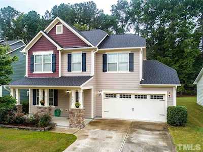 642 Apalachia Lake Drive Fuquay Varina, NC 27526