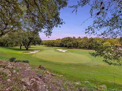 104 W Eagle DR The Hills, TX 78738