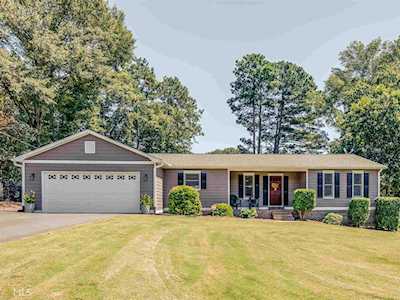 113 Meadow Ridge Ct Stockbridge, GA 30281