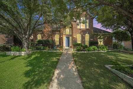 1720 Rockcreek Court Flower Mound, TX 75028