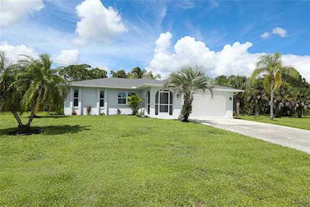 181 Annapolis Ln Rotonda West, FL 33947