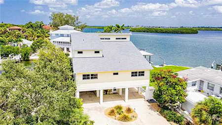 220 Mockingbird Ln Englewood, FL 34223