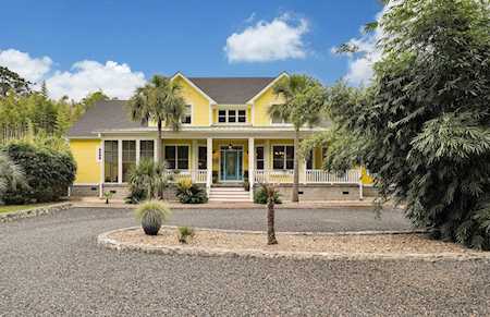 414 Yaupon Drive Southport, NC 28461
