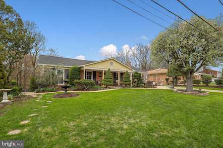 10816 Pleasant Acres Dr Hyattsville, MD 20783