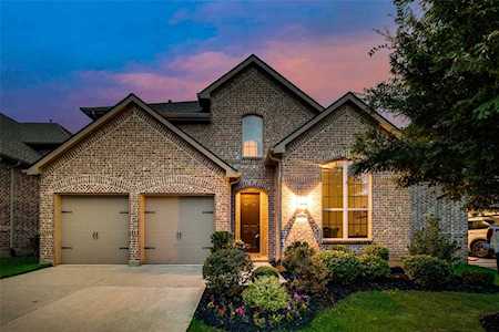 9117 Kaitlyn Court Lantana, TX 76226
