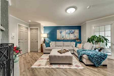 16301 Ledgemont Lane #181 Addison, TX 75001