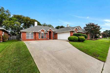 209 Saddlebrook Drive Garland, TX 75044