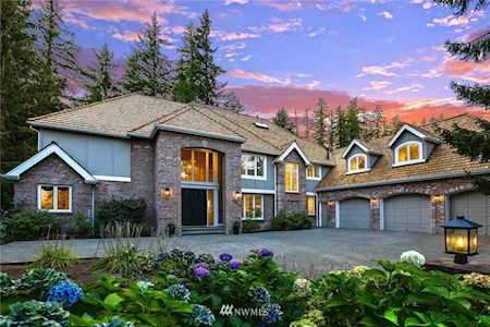23305 SE 35th Place Sammamish, WA 98075