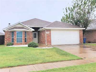 4704 Topaz Lane Granbury, TX 76049