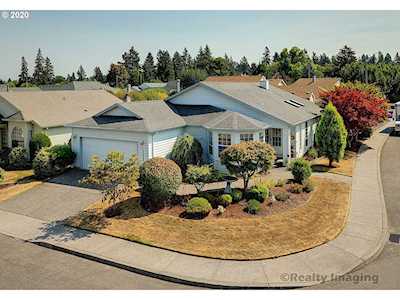 15208 NE Summerplace Dr Portland, OR 97230