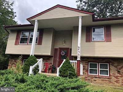 4303 Lakeshore Dr Browns Mills, NJ 08015