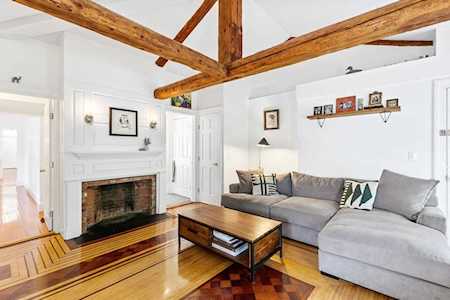 10 Andrew St #3A Salem, MA 01970