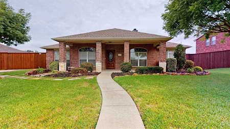 413 Gene Autry Lane Murphy, TX 75094