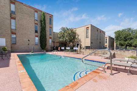 3431 North Hills Dr #111 Austin, TX 78731
