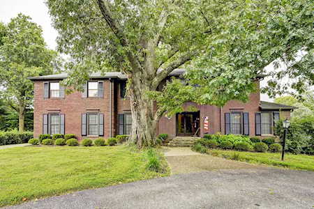 7230 Heatherly Square Louisville, KY 40242