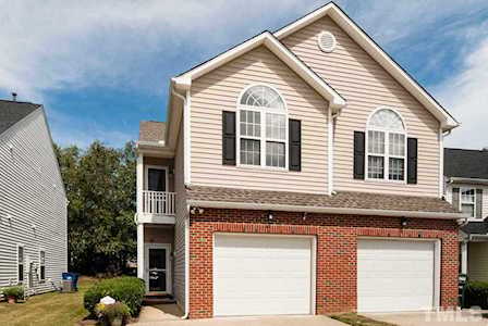 2044 Metacomet Way Raleigh, NC 27604