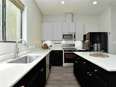 707 Cardinal Ln #D2 Austin, TX 78704