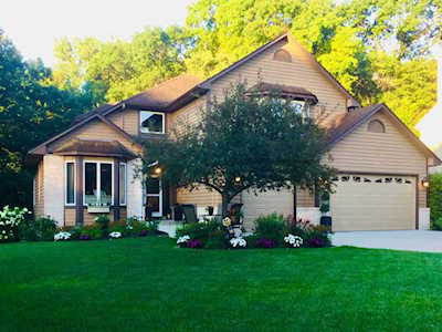 13529 Gossamer Way Apple Valley, MN 55124