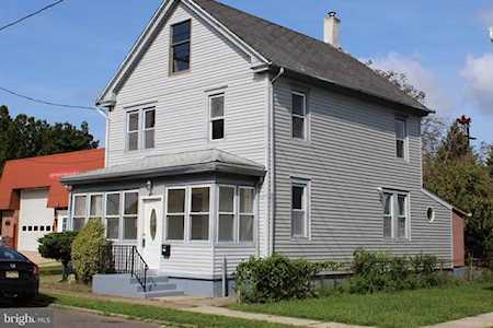 729 Bordentown Rd Burlington, NJ 08016