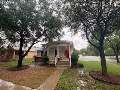 112 Schmidt Kyle, TX 78640