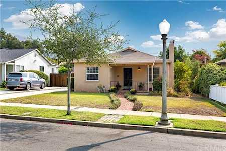 1152 N Vinedo Avenue Pasadena, CA 91107