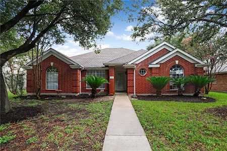 1118 Blackthorn Dr Pflugerville, TX 78660