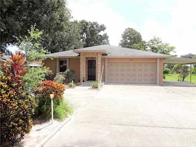 810 15th St SW Winter Haven, FL 33880