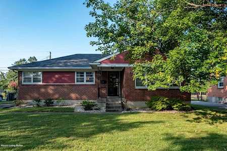 3722 Greenwich Rd Louisville, KY 40218