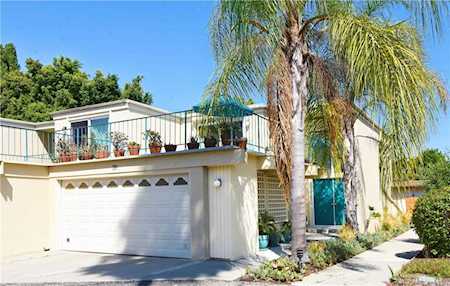 1948 Rolling Vista Drive #38 Lomita, CA 90717