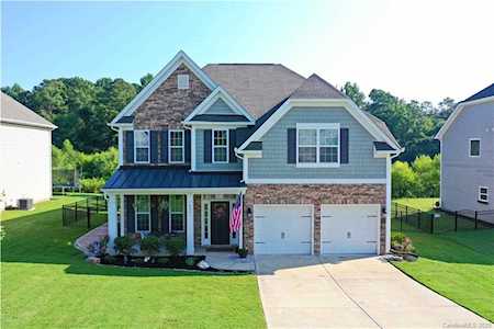 2061 Lakebridge Dr Fort Mill, SC 29715