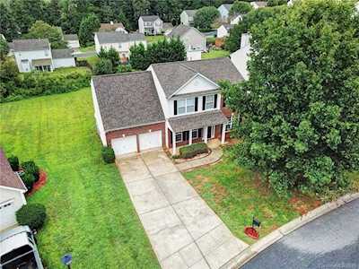 2438 Brathay Ct Charlotte, NC 28269