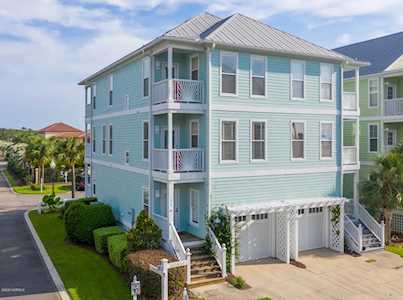 124 Green Turtle Lane Carolina Beach, NC 28428