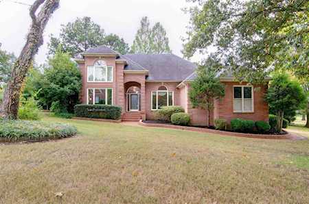 8749 Somerset Ln Germantown, TN 38138