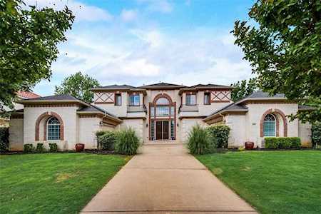 2109 Roadrunner Drive Flower Mound, TX 75022