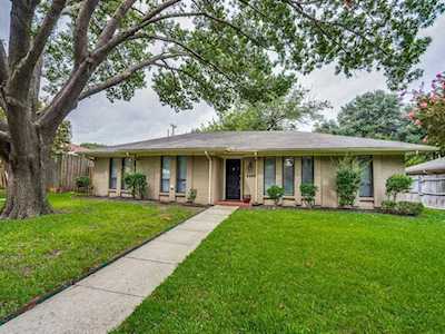 2409 Maple Leaf Drive Plano, TX 75075