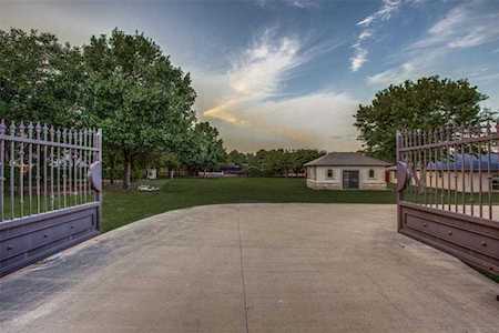 600 John Mccain Road Colleyville, TX 76034