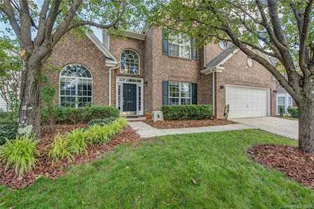 2938 Hidden Ct Charlotte, NC 28214