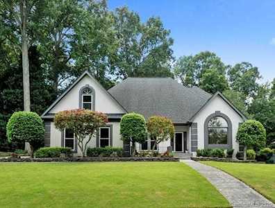 15527 Eagleview Dr Charlotte, NC 28278