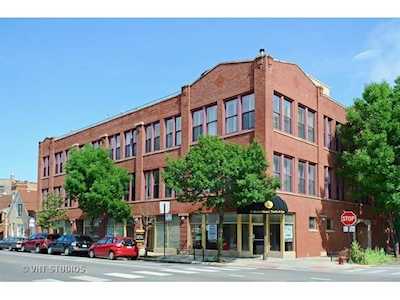 2300 W Armitage Ave #4 Chicago, IL 60647